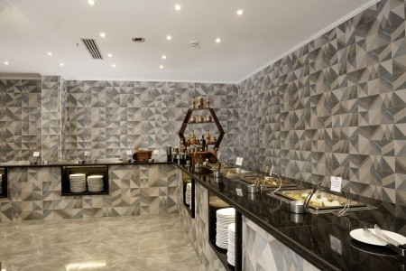 Ivy Cyrene Island Resort - 31