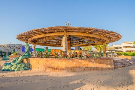 Ivy Cyrene Island Resort - 37