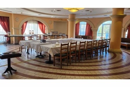 Ivy Cyrene Island Resort - 52