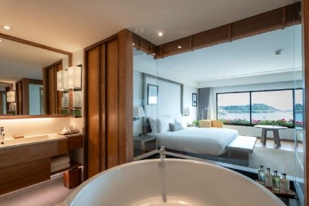 Thajsko Phuket The Nai Harn Phuket 8 dňový pobyt Raňajky Letecky Letisko: Viedeň February 2027 (18/02/27-25/02/27)