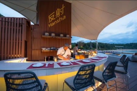 Thajsko Phuket The Nai Harn Phuket 8 dňový pobyt Raňajky Letecky Letisko: Viedeň February 2027 (18/02/27-25/02/27)