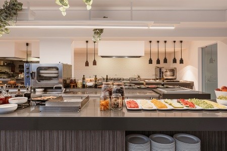 Grécko Kréta Porto Platanias Beach Resort & Spa 5 dňový pobyt Polpenzia Letecky Letisko: Praha August 2026 (29/08/26- 2/09/26)