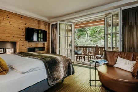 Rakúsko Kitzbühel / Mittersill Grand Tirolia Kitzbuhel, Curio Collection By Hilton 6 dňový pobyt Polpenzia Vlastná January 2027 ( 6/01/27-11/01/27)