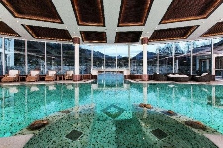 Rakúsko Kitzbühel / Mittersill Grand Tirolia Kitzbuhel, Curio Collection By Hilton 6 dňový pobyt Polpenzia Vlastná January 2027 ( 6/01/27-11/01/27)