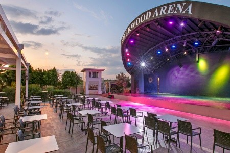 Greenwood Suites Resort - 20