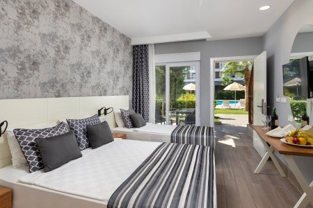 Greenwood Suites Resort - 22