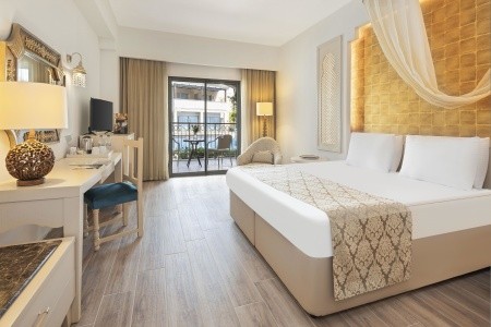 Spice Hotel & Spa - 176