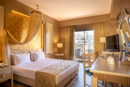 Spice Hotel & Spa - 183