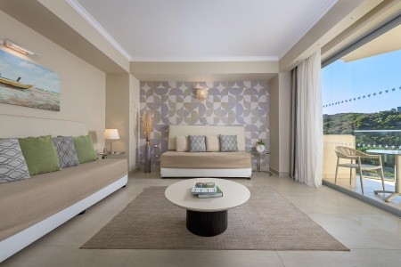 Atrium Platinum Resort Hotel & Spa - 91