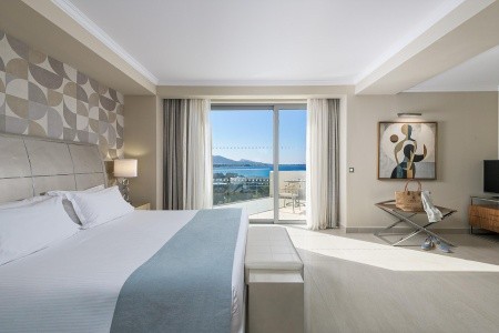 Atrium Platinum Resort Hotel & Spa - 97