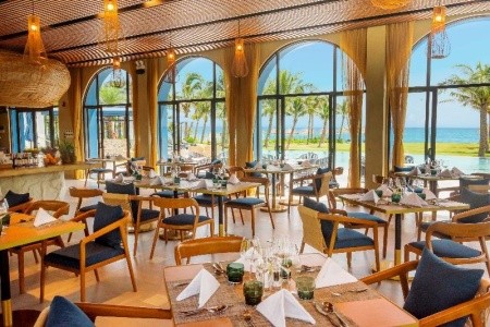 Wyndham Hoi An Royal Beachfront Resort - 12