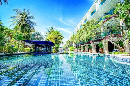 Thajsko Phuket Phuket Graceland 9 dňový pobyt Raňajky Letecky Letisko: Praha September 2026 (26/09/26- 4/10/26)