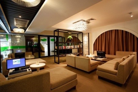 Thajsko Phuket Phuket Graceland 9 dňový pobyt Raňajky Letecky Letisko: Praha September 2026 (26/09/26- 4/10/26)