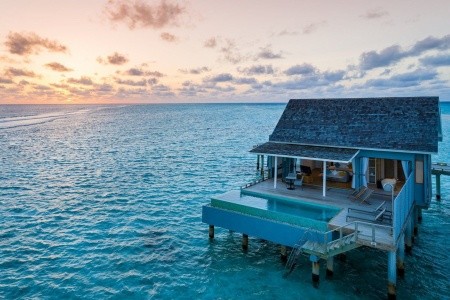 Maldivy Atol Ari Niva Kuramathi Maldives 12 dňový pobyt Plná penzia Letecky Letisko: Praha September 2026 (24/09/26- 5/10/26)