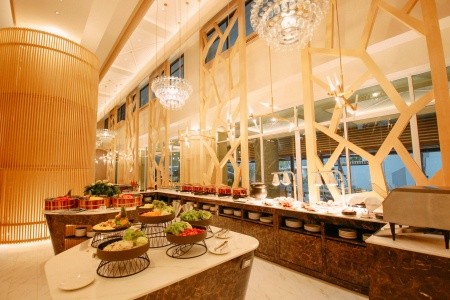 Thajsko Phuket Andaman Embrace Resort & Spa 12 dňový pobyt Raňajky Letecky Letisko: Praha November 2026 ( 2/11/26-13/11/26)