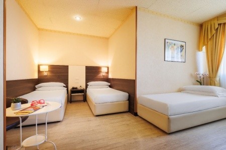 Jr Hotels Amadeus Bologna - 21