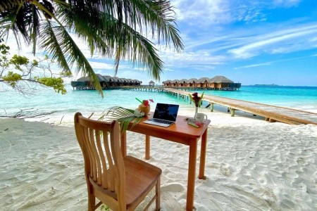 Maldivy Južný Atol Male Fihalhohi Island Resort 15 dňový pobyt Polpenzia Letecky Letisko: Praha October 2026 (16/10/26-30/10/26)
