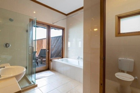 Maldivy Južný Atol Male Fihalhohi Island Resort 15 dňový pobyt Polpenzia Letecky Letisko: Praha October 2026 (16/10/26-30/10/26)