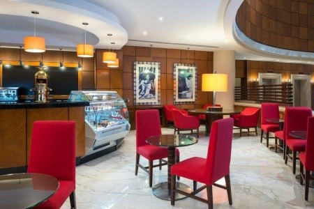 Spojené arabské emiráty Dubaj Sheraton Jumeirah Beach Resort & Towers 8 dňový pobyt Raňajky Letecky Letisko: Budapešť January 2027 (22/01/27-29/01/27)