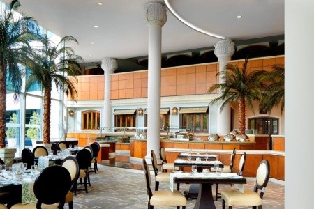 Spojené arabské emiráty Dubaj Sheraton Jumeirah Beach Resort & Towers 8 dňový pobyt Raňajky Letecky Letisko: Budapešť January 2027 (22/01/27-29/01/27)