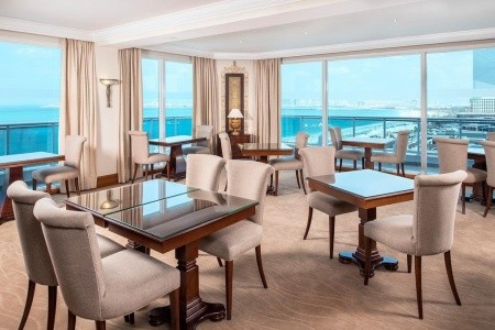 Spojené arabské emiráty Dubaj Sheraton Jumeirah Beach Resort & Towers 8 dňový pobyt Raňajky Letecky Letisko: Budapešť January 2027 (22/01/27-29/01/27)