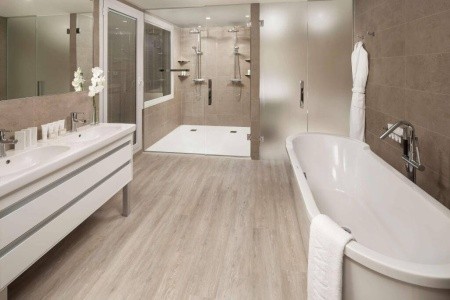 Španielsko Katalánsko Melia Sitges 4 dňový pobyt Raňajky Letecky Letisko: Praha September 2026 ( 6/09/26- 9/09/26)