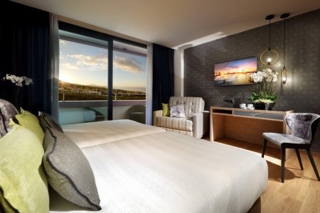 Kanárske ostrovy Tenerife Hard Rock Tenerife (Playa Paraiso) 5 dňový pobyt Raňajky Letecky Letisko: Budapešť December 2026 (13/12/26-17/12/26)