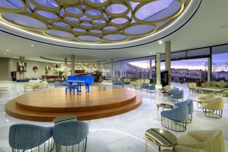 Kanárske ostrovy Tenerife Hard Rock Tenerife (Playa Paraiso) 5 dňový pobyt Raňajky Letecky Letisko: Budapešť December 2026 (13/12/26-17/12/26)