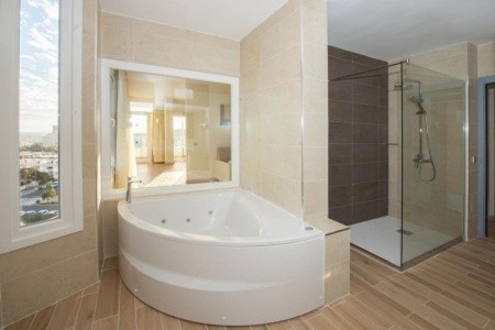 Kanárske ostrovy Gran Canaria Hl Suitehotel Playa Del Ingles 8 dňový pobyt All Inclusive Letecky Letisko: Budapešť March 2027 ( 6/03/27-13/03/27)