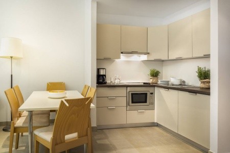 Petalon Resort Apartments - 11