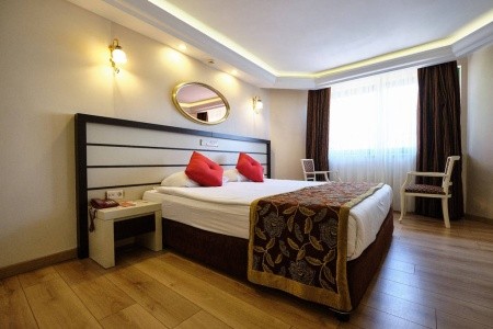 Club Hotel Sera - 78