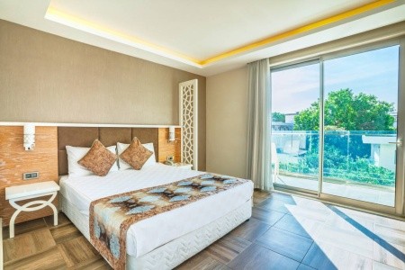 Turecko Kemer Selcukhan 12 dňový pobyt Ultra All inclusive Letecky Letisko: Praha August 2026 (28/08/26- 8/09/26)