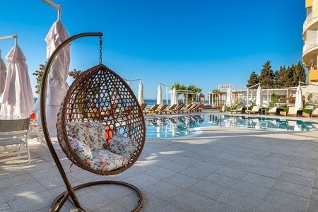 Aphrodite Beach - 4