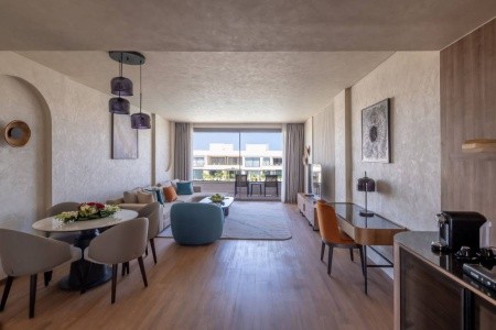 Rixos Premium Magawish Bay View