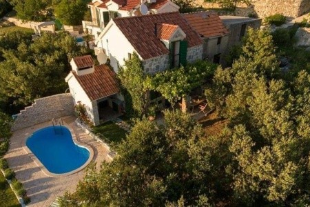 Villa Ela