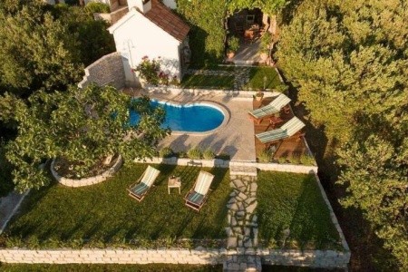 Villa Ela