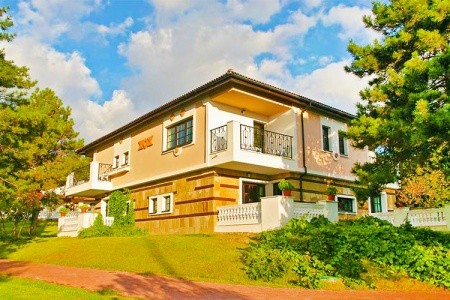 Bulharsko Djuni Duni Royal Resort - Holiday Village 9 dňový pobyt All Inclusive Letecky Letisko: Praha August 2026 ( 2/08/26-10/08/26)
