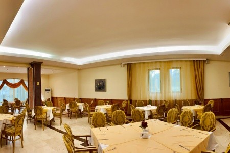 Bulharsko Djuni Marina Royal Palace 10 dňový pobyt All Inclusive Letecky Letisko: Praha July 2026 (29/07/26- 7/08/26)