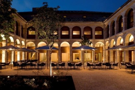 Parador De Alcalá De Henares