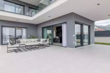 Villa Miamore (Kaštel Stari)