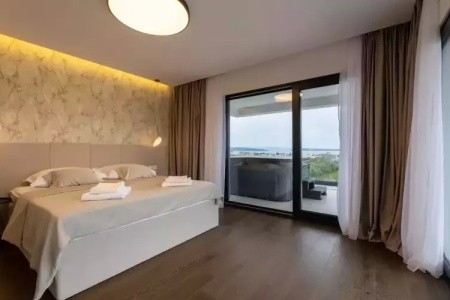 Villa Miamore (Kaštel Stari)