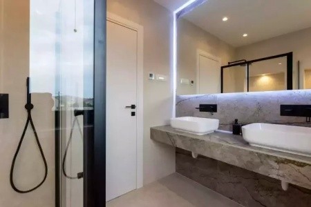 Villa Miamore (Kaštel Stari)