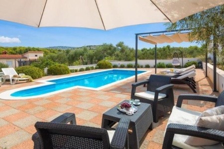 Villa Bravura