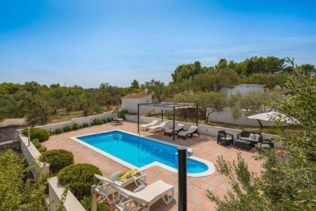 Villa Bravura