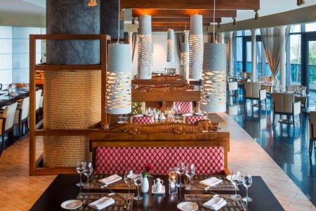 Spojené arabské emiráty Fujairah Le Meridien Al Aqah Beach Resort 6 dňový pobyt All Inclusive Letecky Letisko: Praha March 2027 ( 9/03/27-14/03/27)