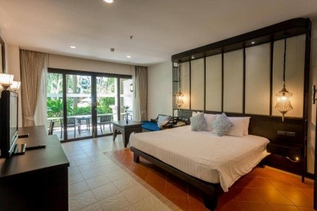 Thajsko Pattaya Ravindra Beach Resort & Spa 12 dňový pobyt Raňajky Letecky Letisko: Praha December 2026 (23/12/26- 3/01/26)