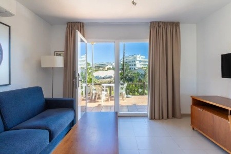 Ramada Hotel & Suites By Wyndham Costa Del Sol - 24