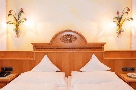 Rakúsko Korutany Vitalhotel Berghof (Afritz Am See) 5 dňový pobyt Polpenzia Vlastná October 2026 (11/10/26-15/10/26)