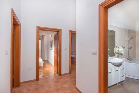 Villa Antonela (Divšići)