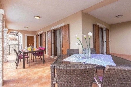 Villa Antonela (Divšići)